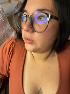 sara roy04  online show from September 23, 4:21 am