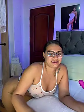 ema zoe online show from March 2, 12:10 am