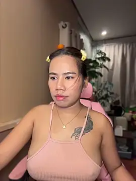 Kath C online show from April 12, 11:35 am