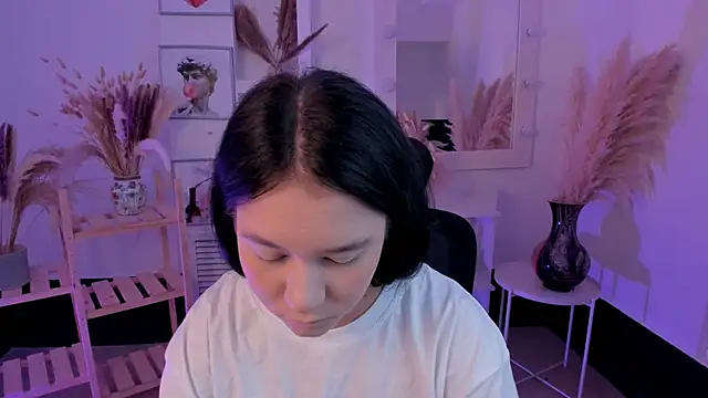 Snapshot of ScarlettMurr chatting on October 20, 7:33 am ScarlettMurr online show from October 20, 7:33 am