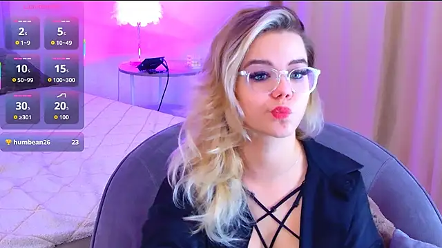 Snapshot of PrincessSlay chatting on September 26, 6:33 am PrincessSlay online show from September 26, 6:33 am