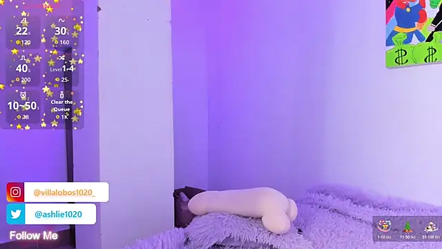 MiaVillalobos online show from December 17, 4:16 am