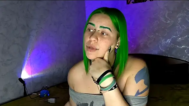 Snapshot of NeonNectar_ chatting on October 10, 3:50 pm NeonNectar online show from October 10, 3:50 pm