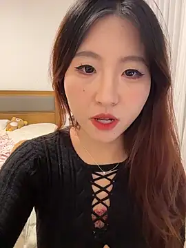 ououlovelove online show from February 21, 3:13 pm