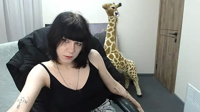 TinaQuiin online show from February 25, 8:57 am