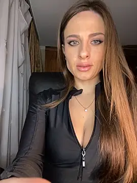 Snapshot of _shadylady_ chatting on October 17, 6:33 pm shadylady online show from October 17, 6:33 pm
