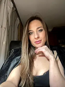 Snapshot of _shadylady_ chatting on October 7, 6:56 pm shadylady online show from October 7, 6:56 pm