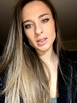 Snapshot of _shadylady_ chatting on October 12, 7:27 pm shadylady online show from October 12, 7:27 pm