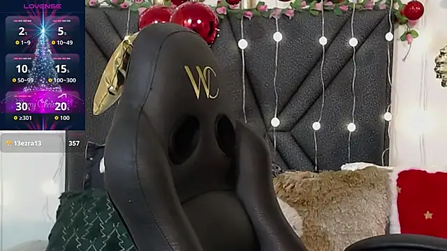 IndraKaur  online show from December 19, 3:04 pm