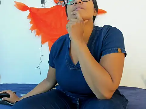  Miaa khalifa  online show from October 20, 12:08 pm