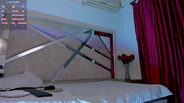 ThiccyLexxy online show from November 2, 12:30 pm