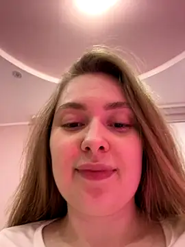 DeniMilkyyyyy online show from September 18, 2:37 pm