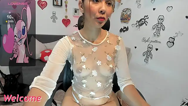 Snapshot of anastasia_tuya chatting on October 20, 10:02 pm anastasia tuya online show from October 20, 10:02 pm
