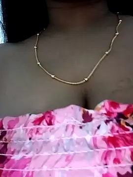 Hot-Soniya733 online show from July 7, 4:43 pm