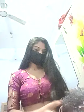 Snapshot of Hot-Soniya733 chatting on October 28, 7:41 pm Hot-Soniya733 online show from October 28, 7:41 pm