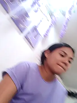 Snapshot of burbuja02 chatting on October 10, 2:55 pm burbuja02 online show from October 10, 2:55 pm