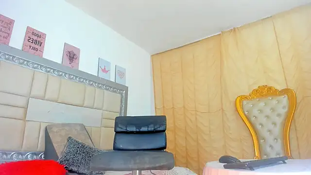 EbonyWildYou online show from September 9, 4:07 pm