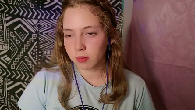Snapshot of Natalia_novna chatting on October 25, 11:44 pm Natalia novna online show from October 25, 11:44 pm