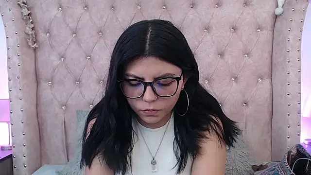 Snapshot of Jessica_Carter_01 chatting on October 10, 8:25 pm Jessica Carter 01 online show from October 10, 8:25 pm