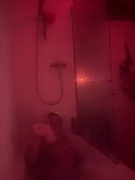 Mesmerising MaxineX online show from February 19, 7:24 pm