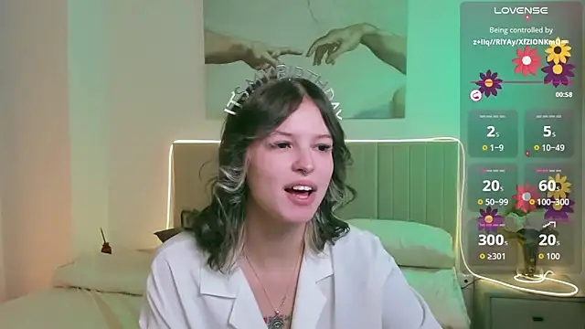 Lisa Blossom online show from October 10, 6:29 am