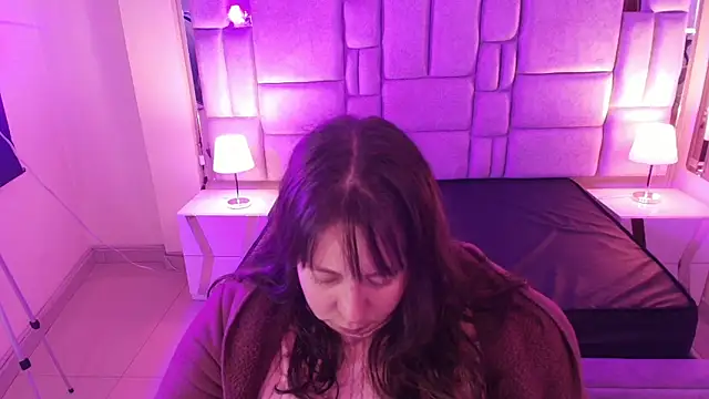  Emily rosee  online show from January 19, 11:17 am