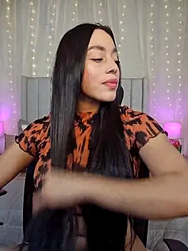 AriadnaTaylor online show from December 16, 6:03 pm