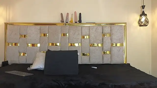 shantall 05 online show from November 1, 7:18 pm