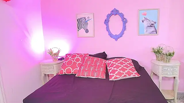 Snapshot of Nahomi_Rivera chatting on September 15, 12:57 pm Nahomi Rivera online show from September 15, 12:57 pm