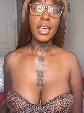 MistiSavannah online show from November 6, 4:24 pm