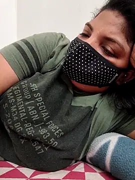 Snapshot of Komal-stream chatting on September 22, 8:40 pm Komal-stream online show from September 22, 8:40 pm