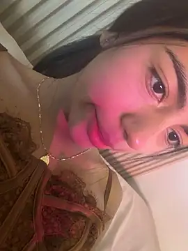 LilybethGray online show from April 10, 11:00 pm