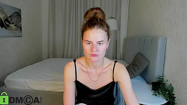 Wanda Gomez online show from October 7, 2:32 pm