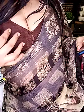 PRIYA 22 online show from February 18, 8:19 pm