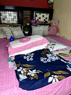 PRIYA 22 online show from September 8, 8:08 pm