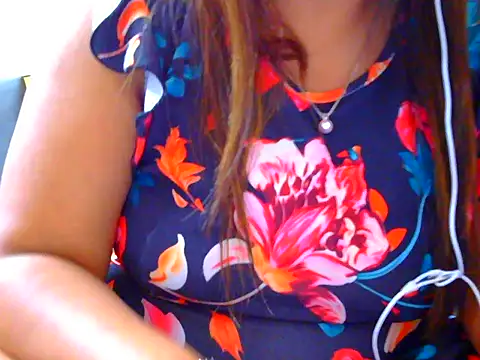 mayalove890 online show from November 11, 5:21 pm