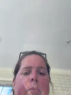 hornykitty1210 online show from October 27, 5:08 pm