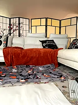 fantasyxwolf online show from October 31, 6:34 pm