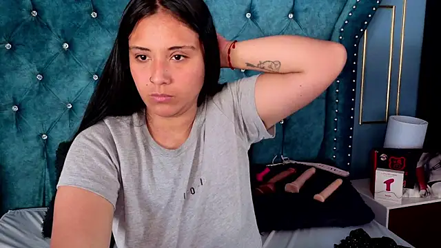 EmilyGala online show from November 4, 7:30 pm