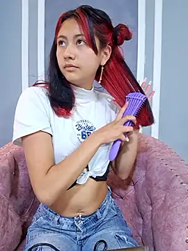 Aria Joness  online show from November 10, 12:00 pm