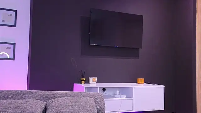 lyv ty online show from March 23, 9:04 am