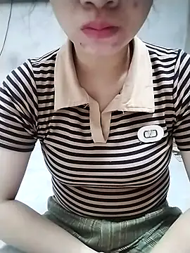 Mie rose online show from November 1, 7:45 am