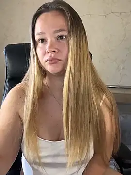 Snapshot of CaramelleSugar_ chatting on September 24, 8:24 am CaramelleSugar  online show from September 24, 8:24 am