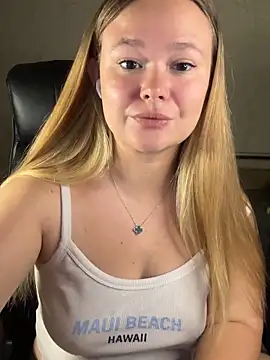Snapshot of CaramelleSugar_ chatting on September 29, 6:24 pm CaramelleSugar  online show from September 29, 6:24 pm