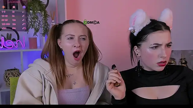 janet shy online show from October 8, 2:05 am