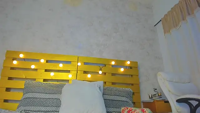 bonnie sm online show from November 25, 8:42 pm