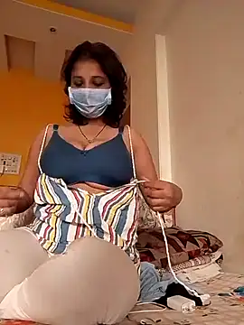 Love Foreverr12 online show from November 29, 6:50 am