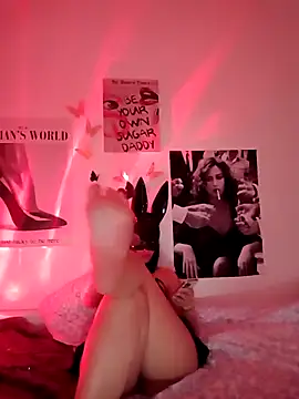 KittenCarnivore online show from April 10, 7:53 pm