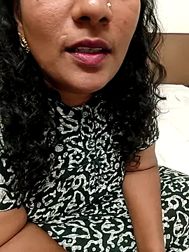 Aunty Boy 143 online show from October 9, 6:45 pm