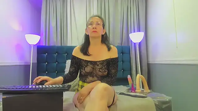 Oriana Jhonson online show from March 31, 11:21 am